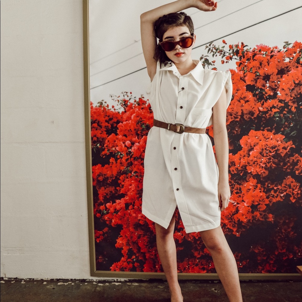 ROUND TREE & YORK WHITE BUTTON UP SHIRT